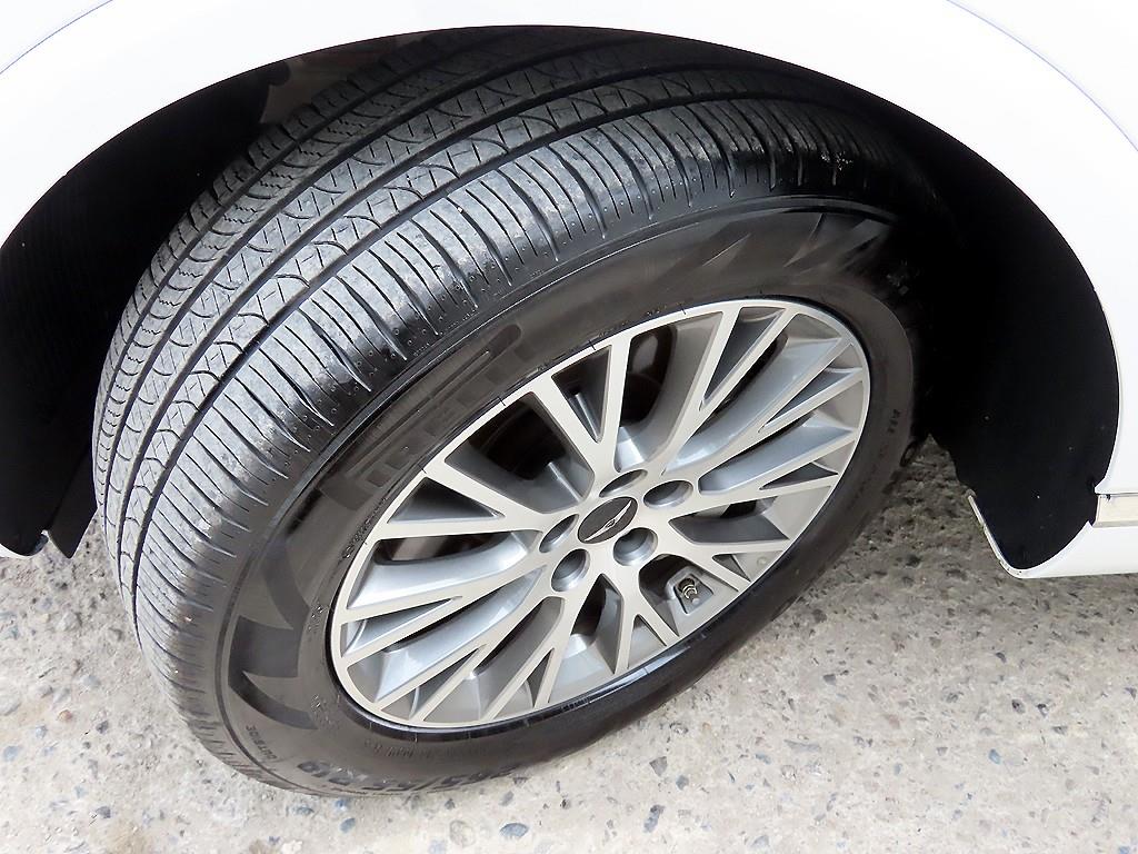 Genesis GV80 2024 Blanco - Importación desde Corea - HF Imports Iquique - Foto 20