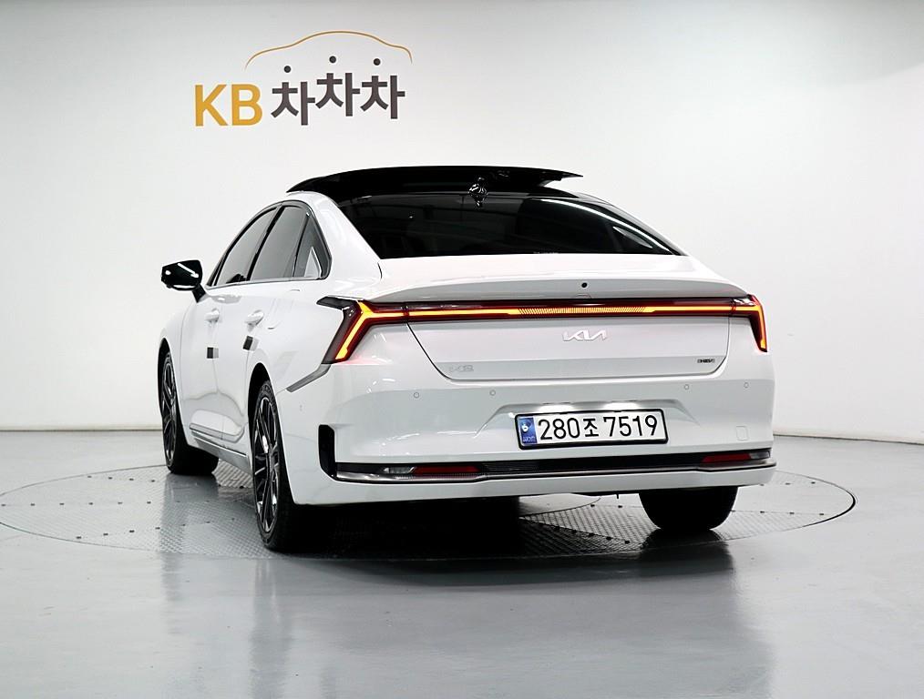 KIA K8 - Vista 4