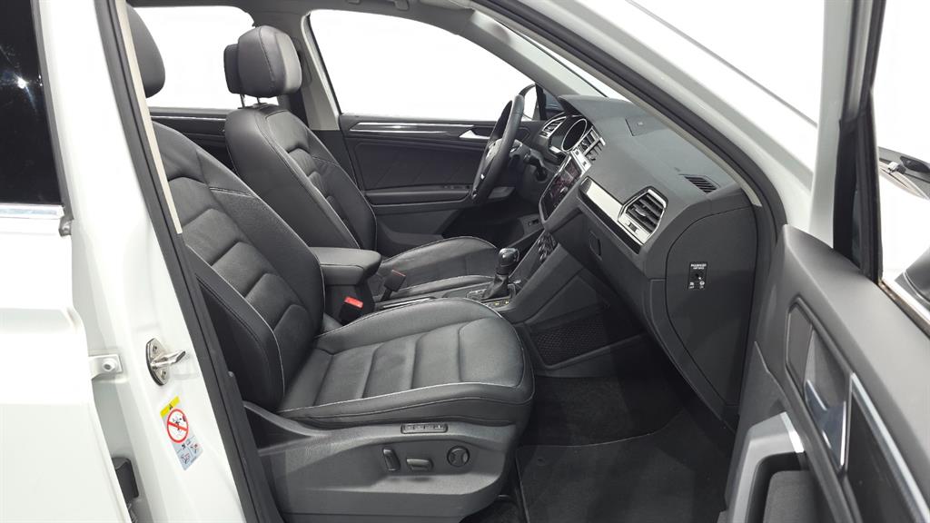 Volkswagen Tiguan - Vista 5