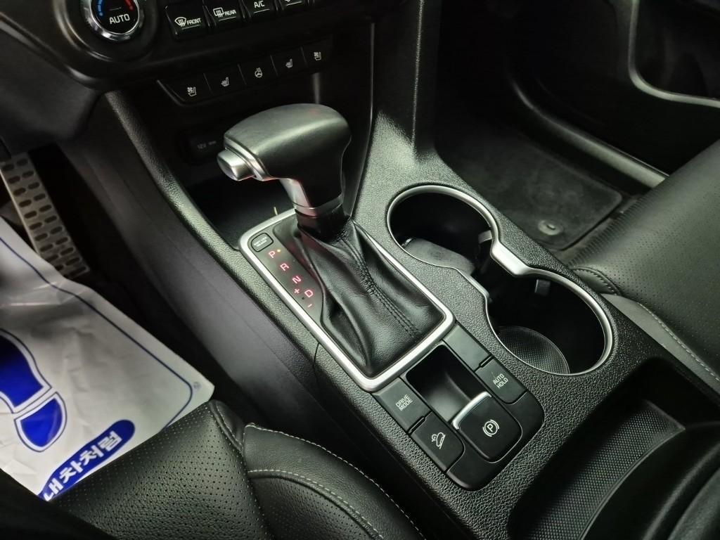 KIA Sportage - Vista 8