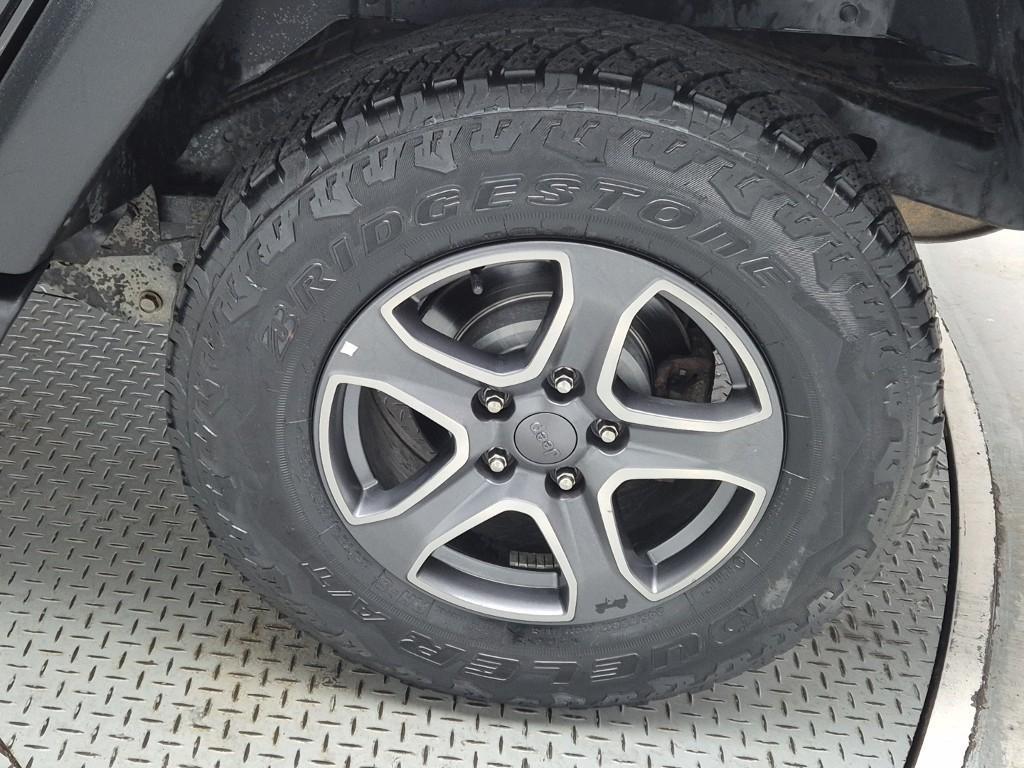 Jeep Wrangler - Vista 7