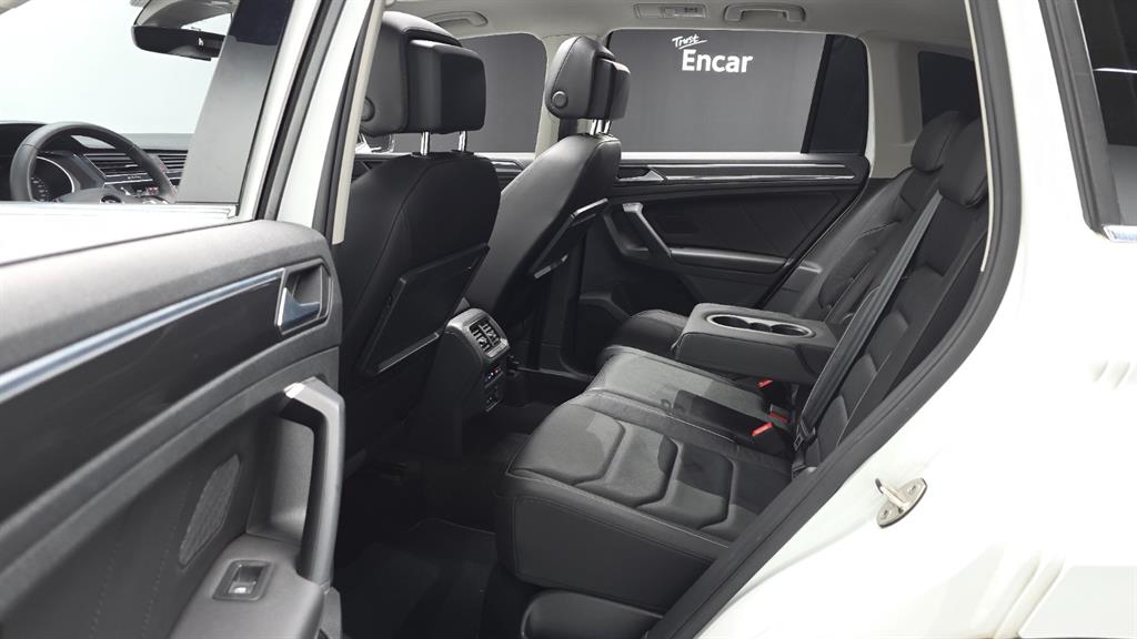 Volkswagen Tiguan - Vista 7
