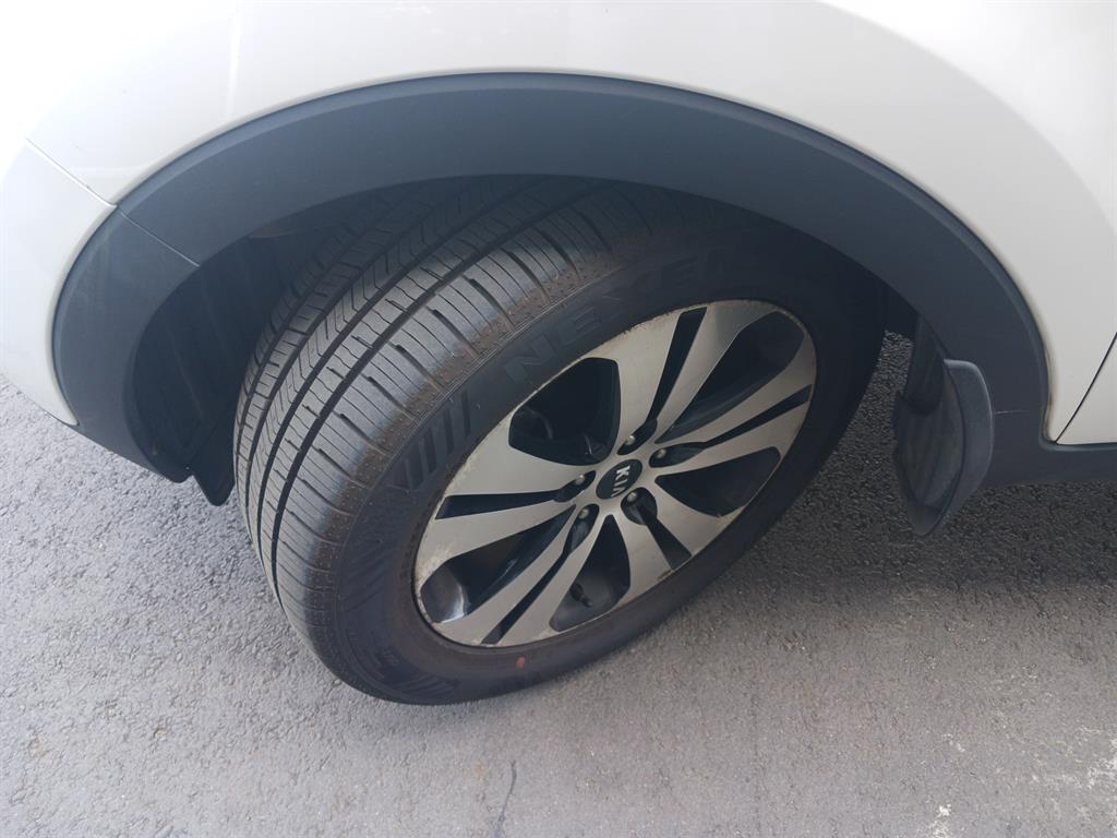 KIA Sportage - Vista 5