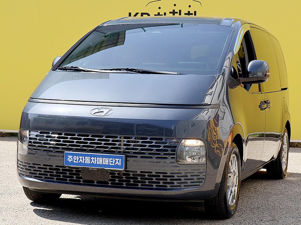 HYUNDAI Staria - Vista 3