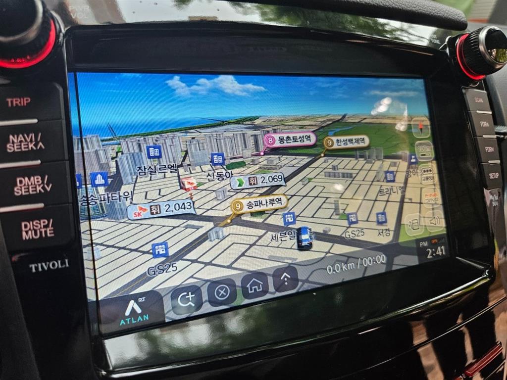 Ssangyong Tivoli - Vista 8