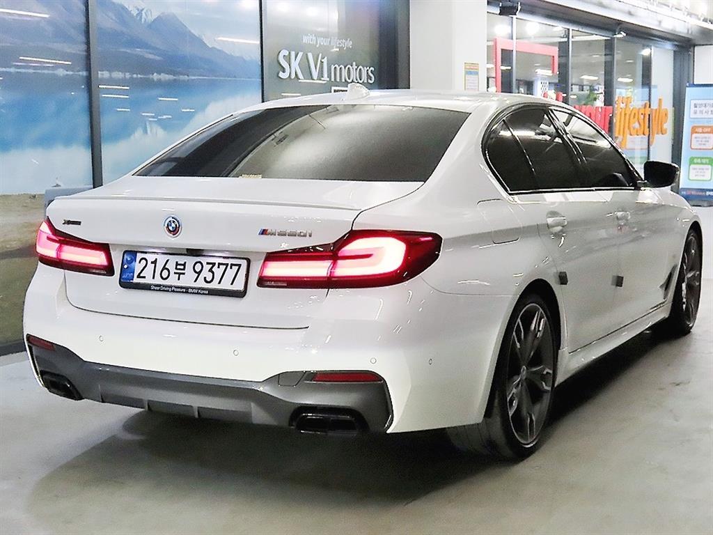 BMW 5 Series - Vista 4