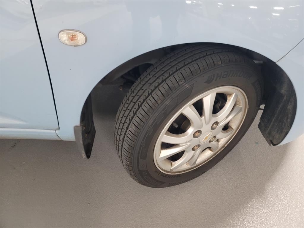 Chevrolet Spark - Vista 11