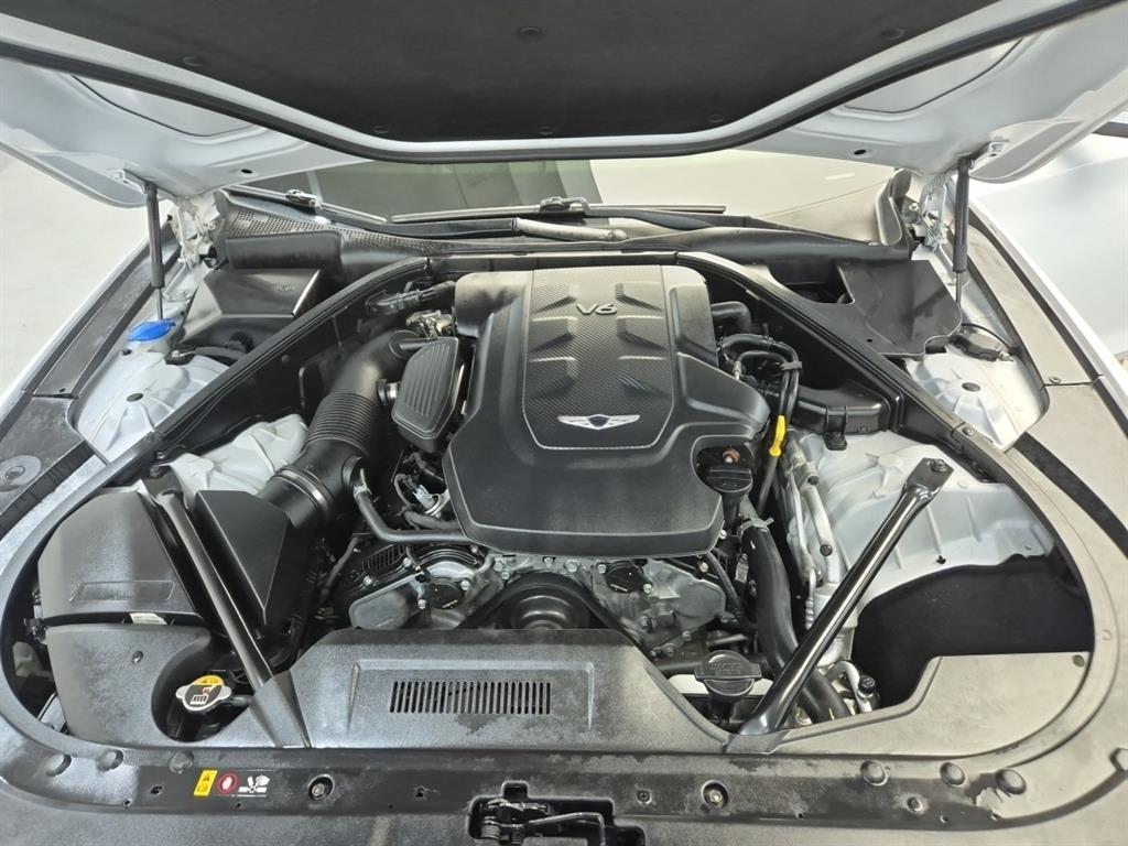 Genesis G80 - Vista 5