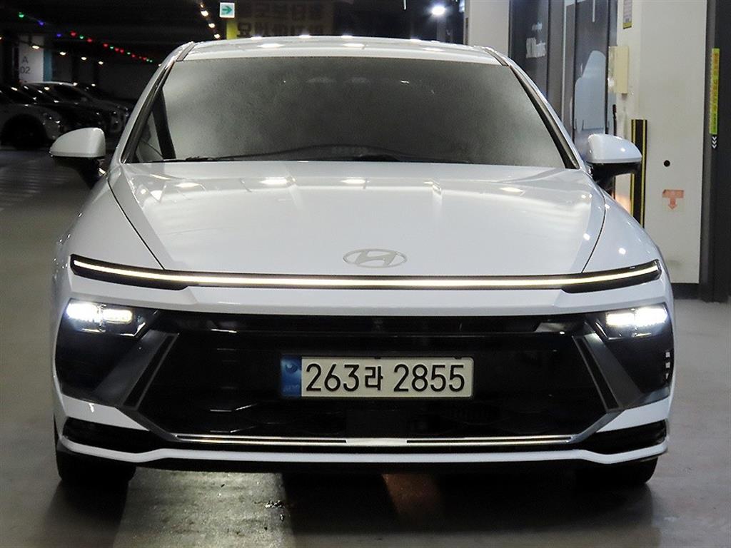 HYUNDAI Sonata - Vista 2