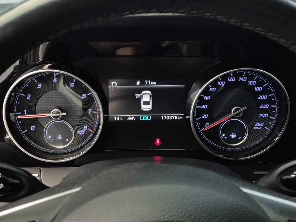 HYUNDAI Grandeur - Vista 6