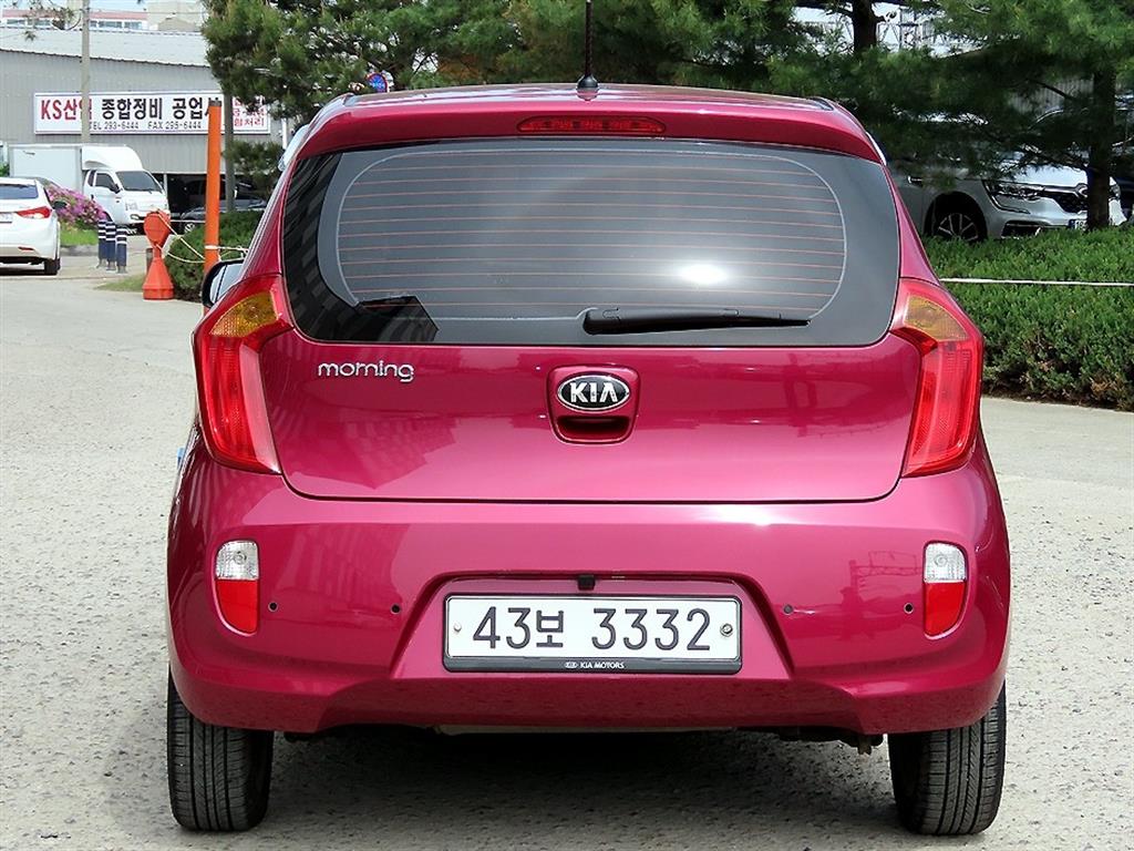 KIA Morning - Vista 4
