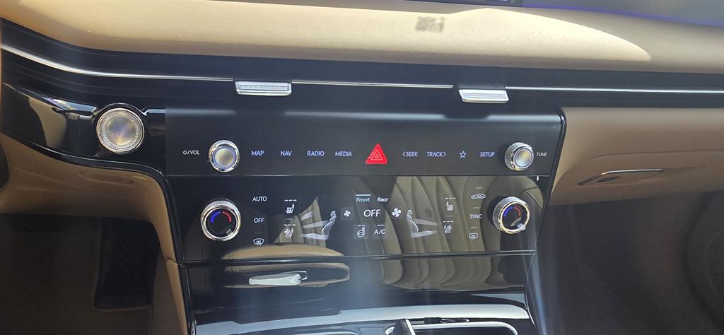 Genesis G80 - Vista 10