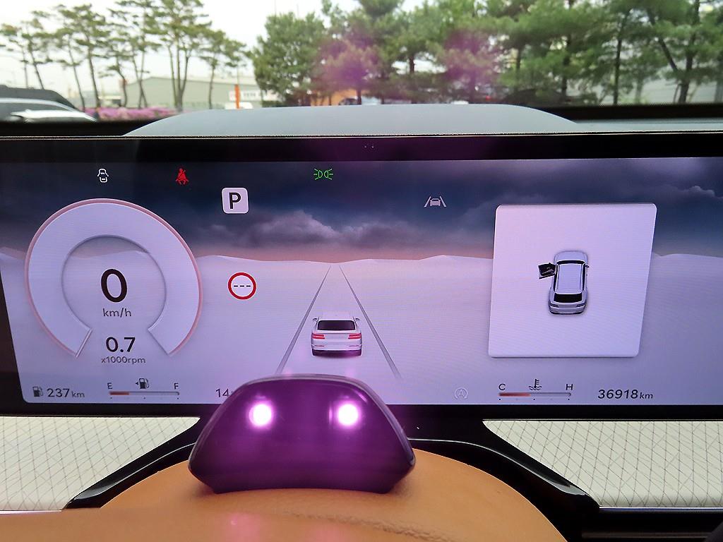 Genesis GV80 - Vista 9