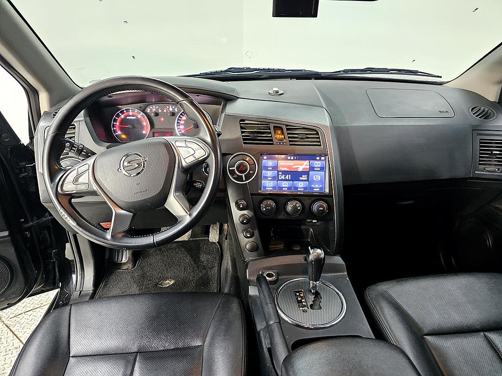 Ssangyong Korando - Vista 5