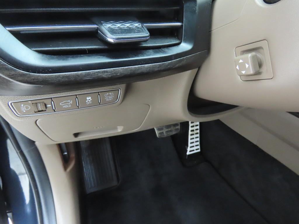 KIA K8 - Vista 12