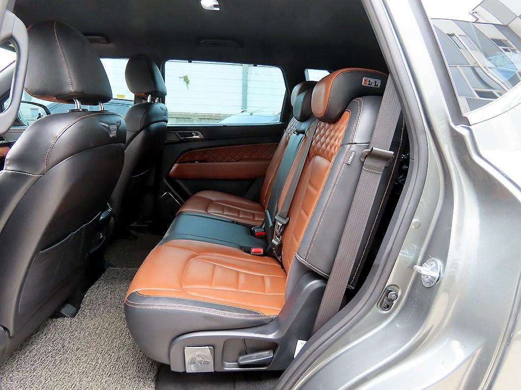 Ssangyong Rexton - Vista 6