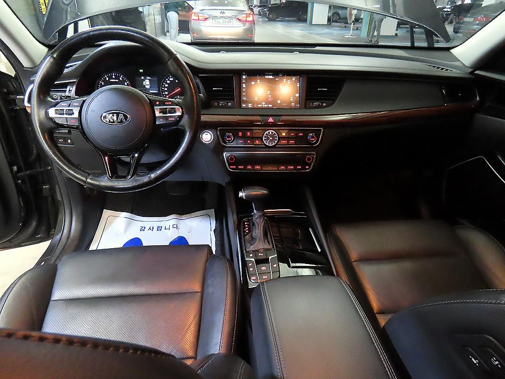 KIA K7 - Vista 10