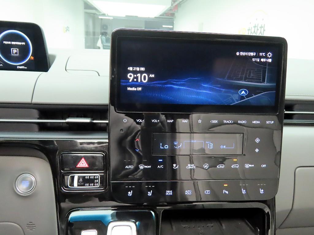 HYUNDAI Staria - Vista 9