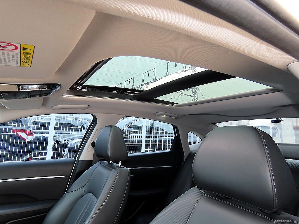 HYUNDAI Sonata 2020 Blanco - Importación desde Corea - HF Imports Iquique - Foto 17