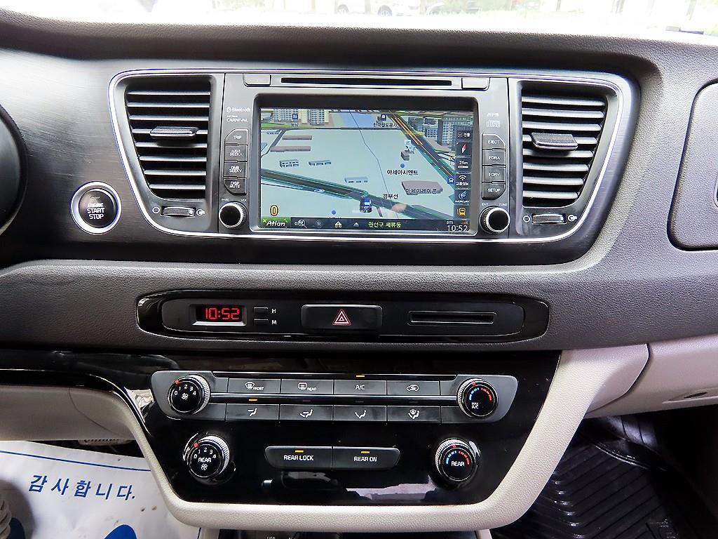 KIA Carnival 2015 Gris - Importación desde Corea - HF Imports Iquique - Foto 13