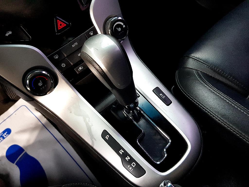 Chevrolet Cruise 2016 Negro - Importación desde Corea - HF Imports Iquique - Foto 14