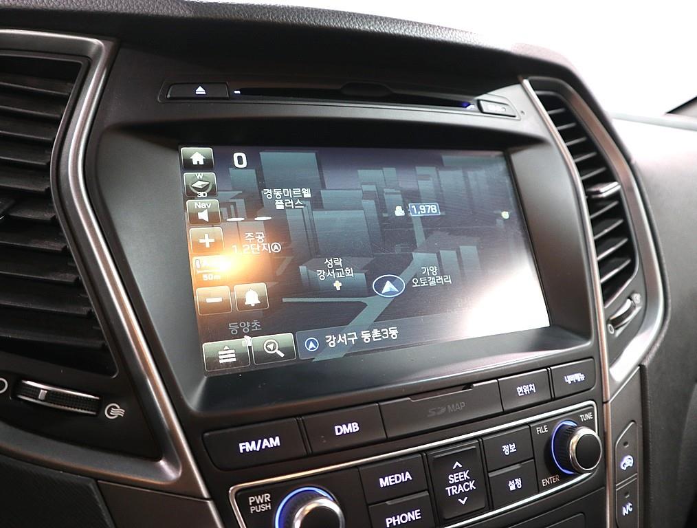 HYUNDAI Santa Fe - Vista 11