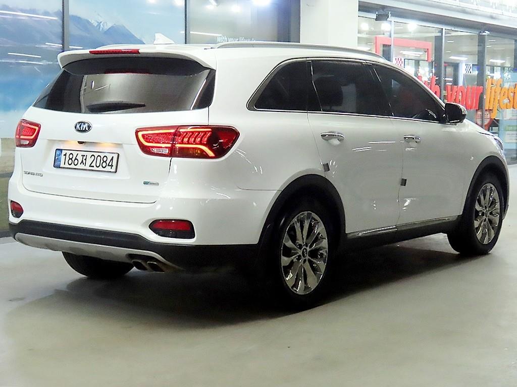 KIA Sorento - Vista 4