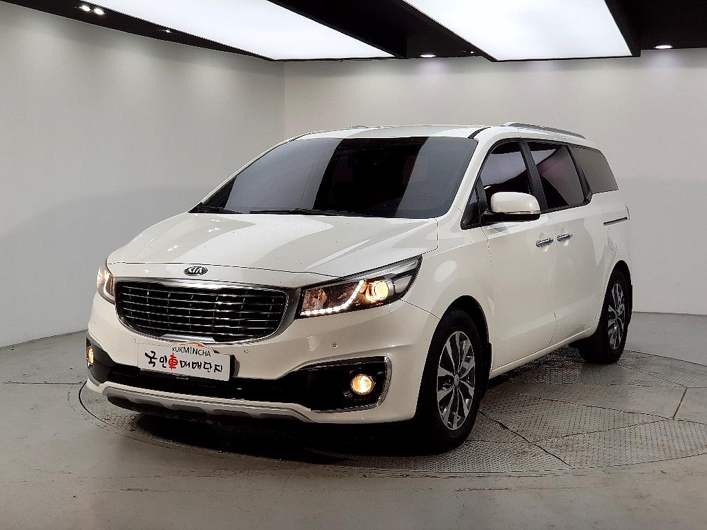 KIA Carnival 2016 Blanco - Importación desde Corea - HF Imports Iquique - Foto 1