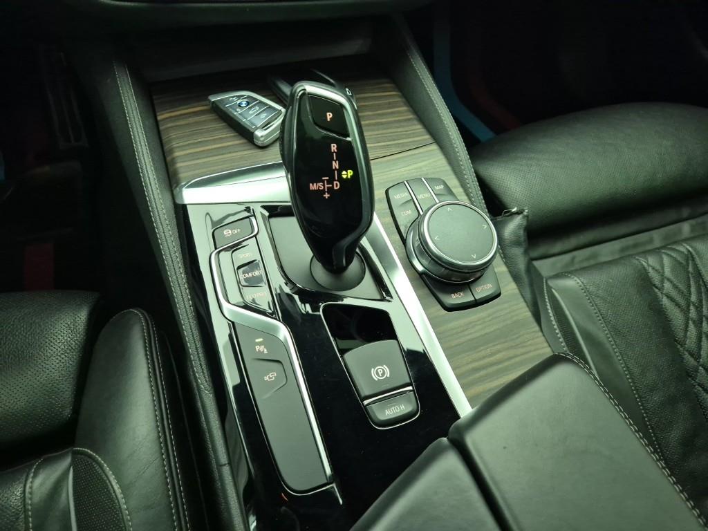 BMW 5 Series - Vista 8