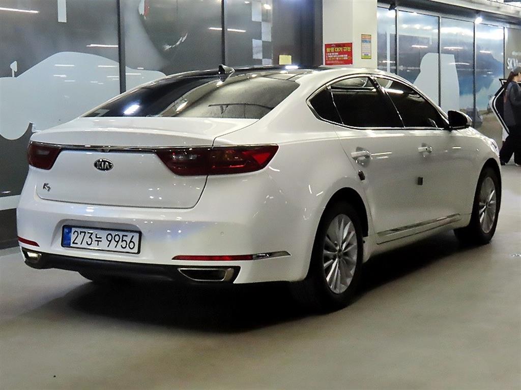 KIA K7 - Vista 4