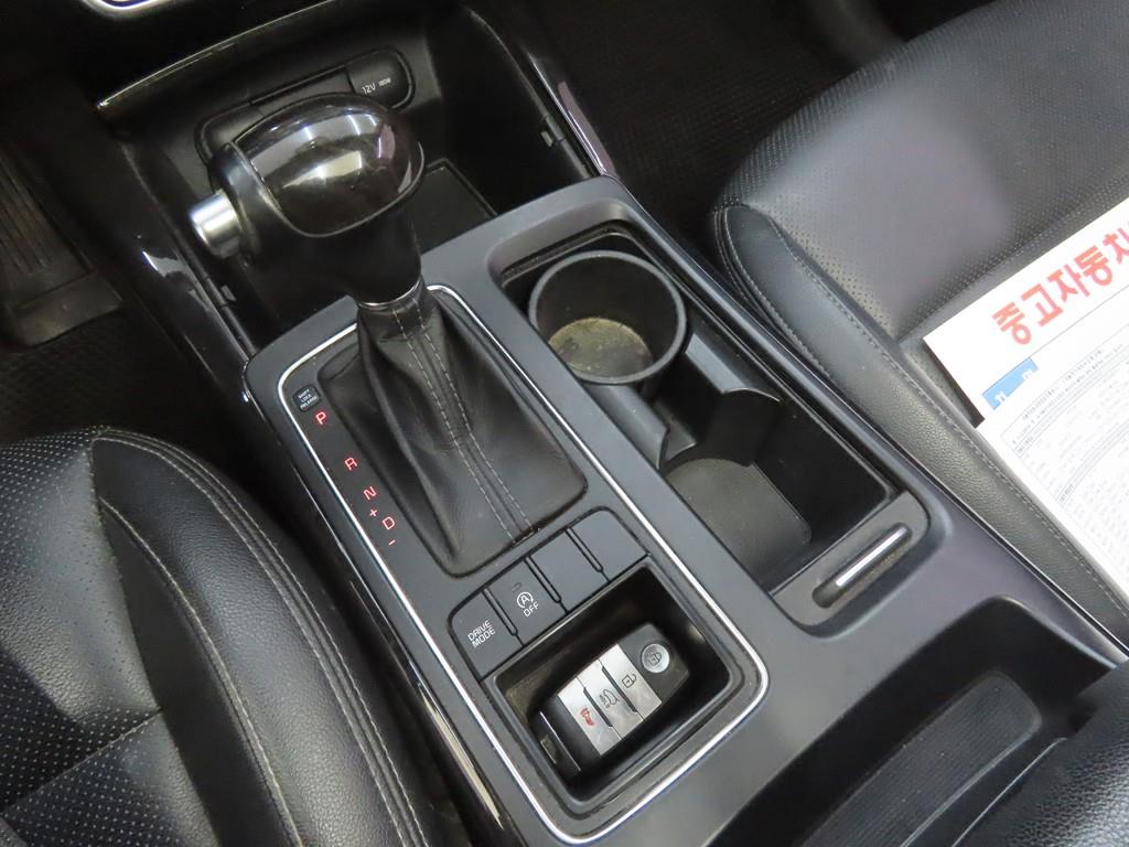 KIA Sorento - Vista 12