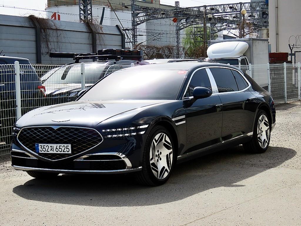 Genesis G90 - Vista 2