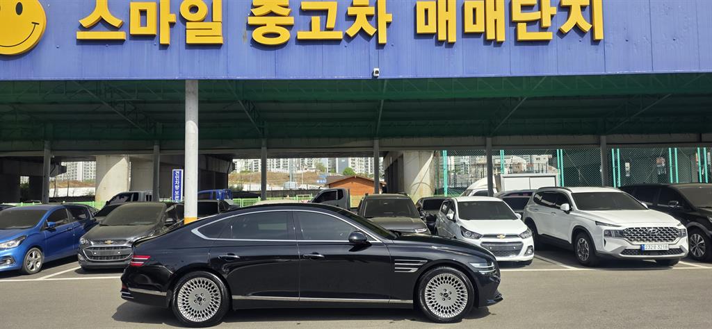 Genesis G80 2024 Negro - Importación desde Corea - HF Imports Iquique - Foto 14
