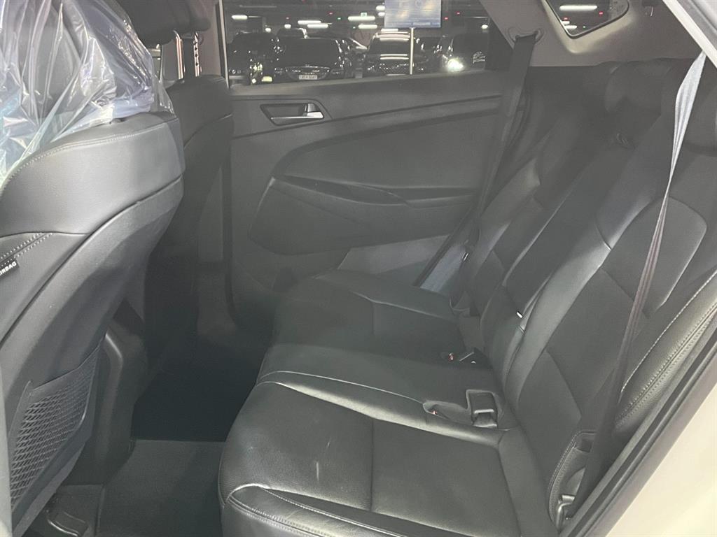 HYUNDAI Tucson - Vista 7