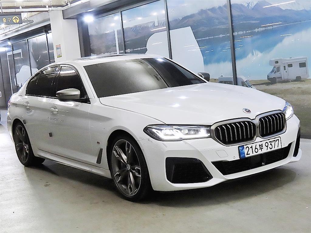 BMW 5 Series 2023 Blanco - Importación desde Corea - HF Imports Iquique - Foto 1