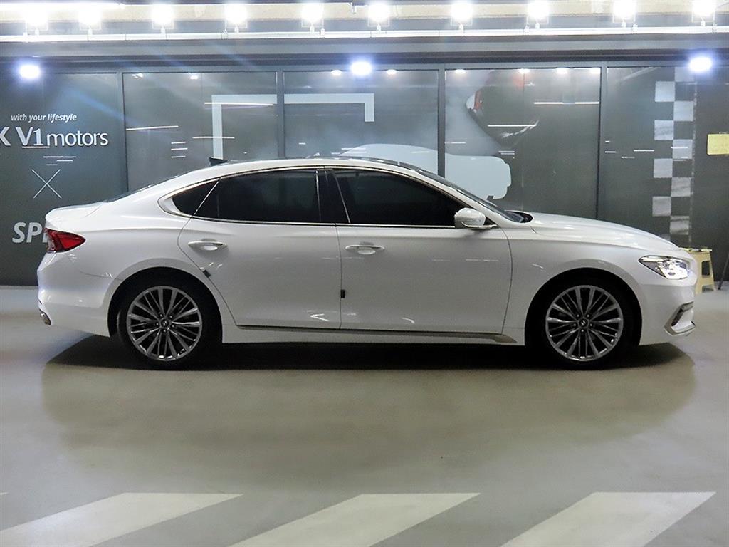 HYUNDAI Grandeur - Vista 3