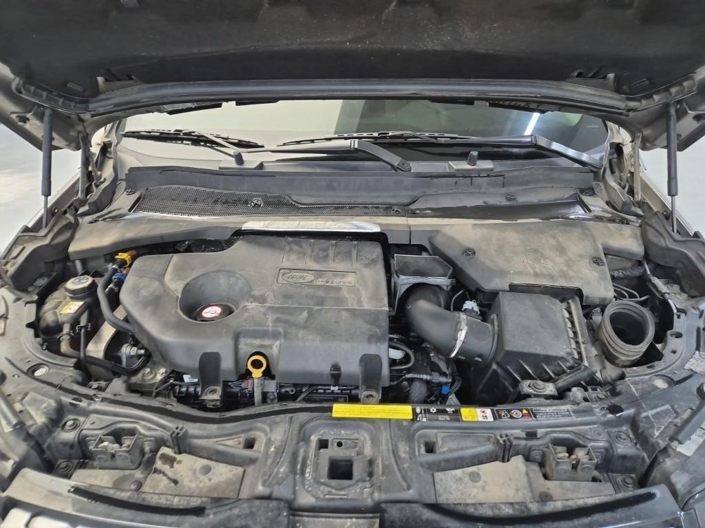 Land Rover Discovery Sports - Vista 5