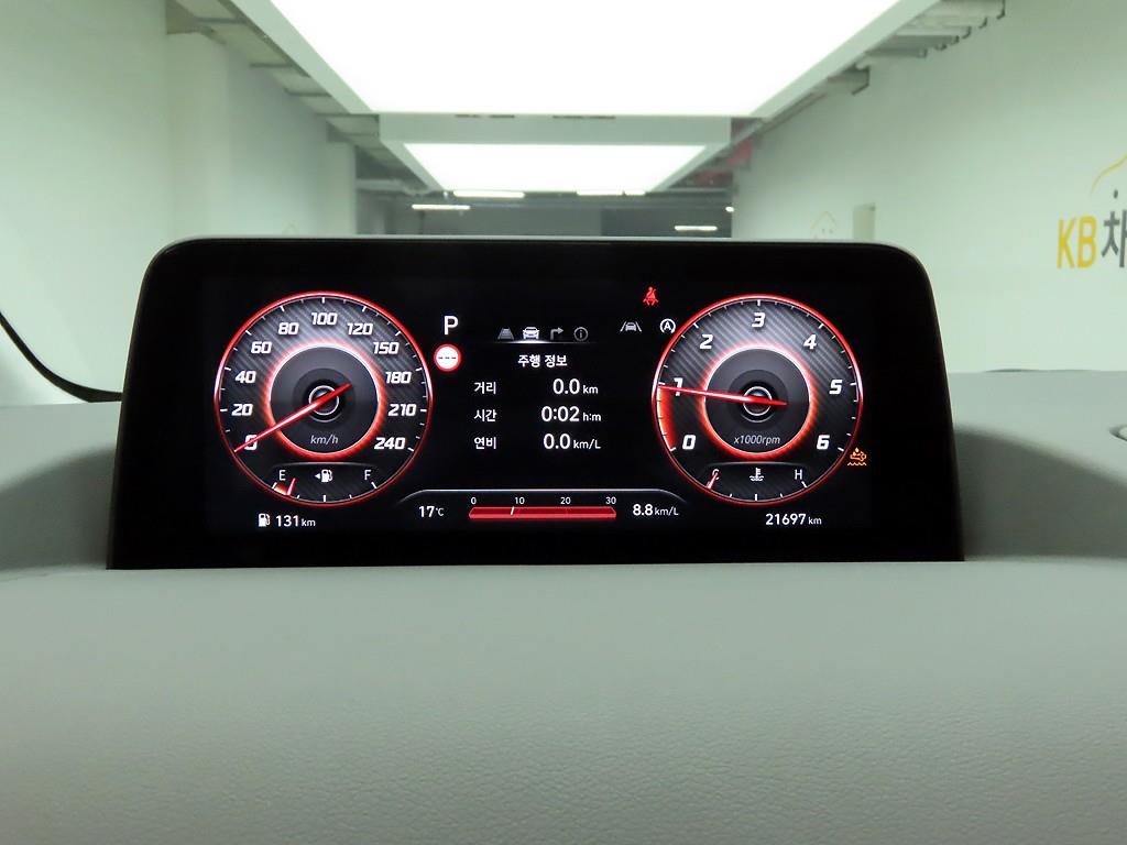 HYUNDAI Staria - Vista 5