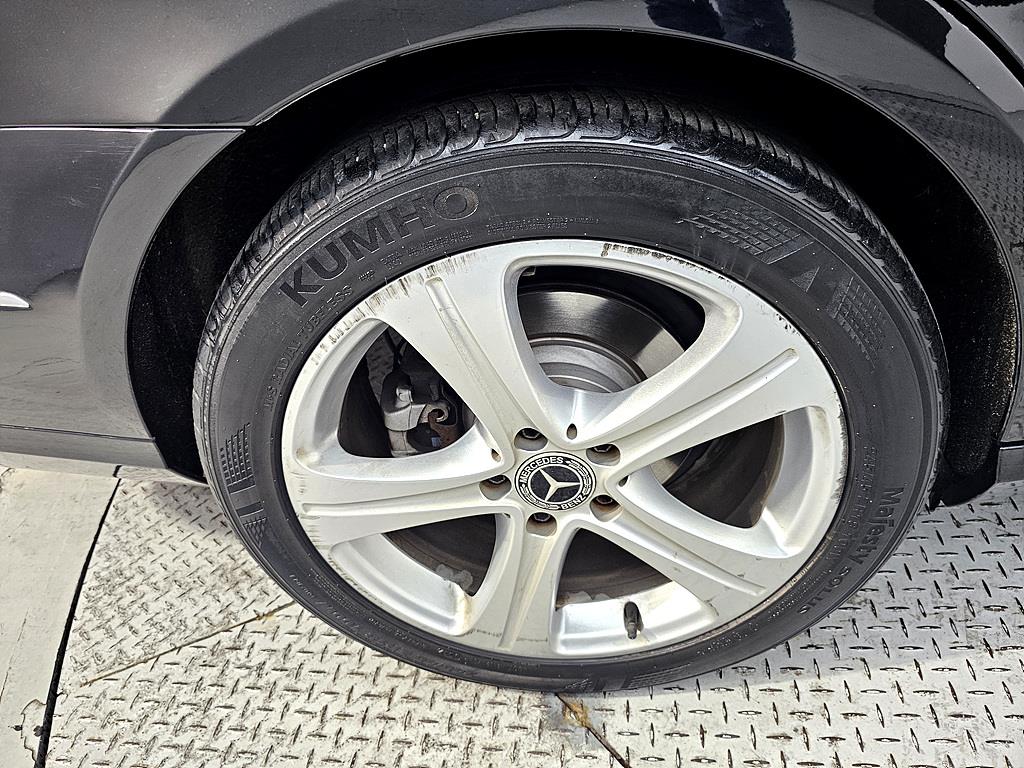 Mercedes Benz E class 2012 Negro - Importación desde Corea - HF Imports Iquique - Foto 20