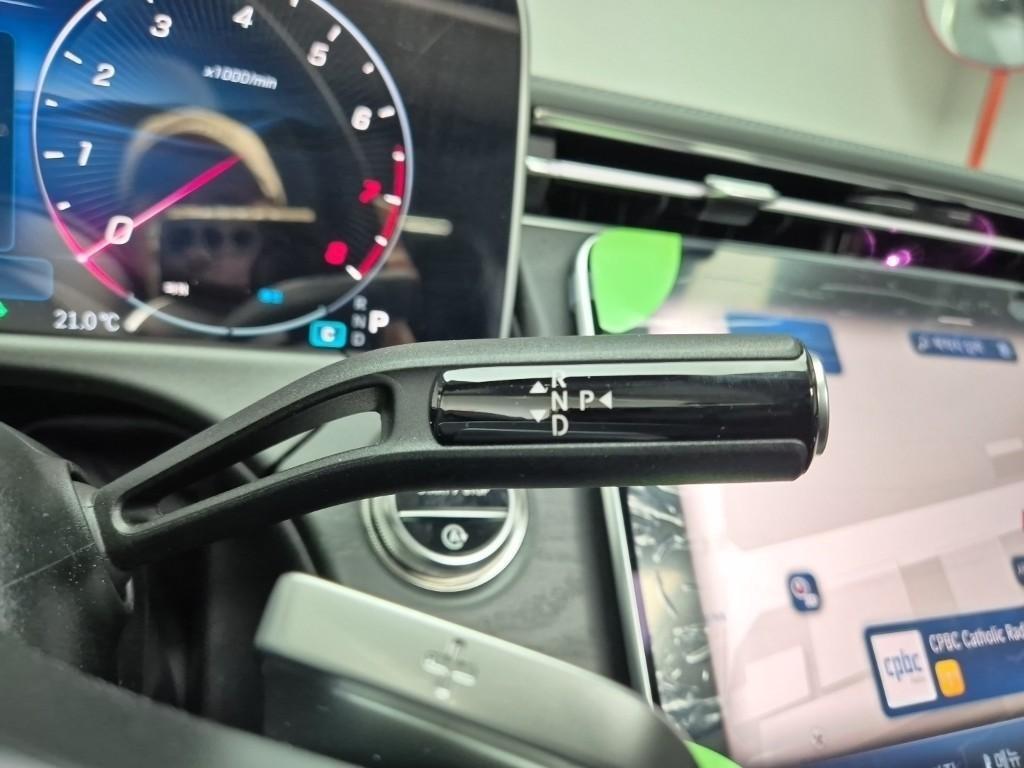 Mercedes Benz E class - Vista 12
