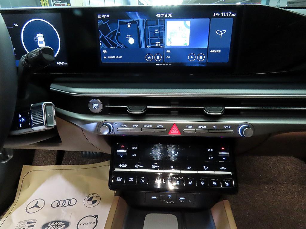 HYUNDAI Grandeur - Vista 11