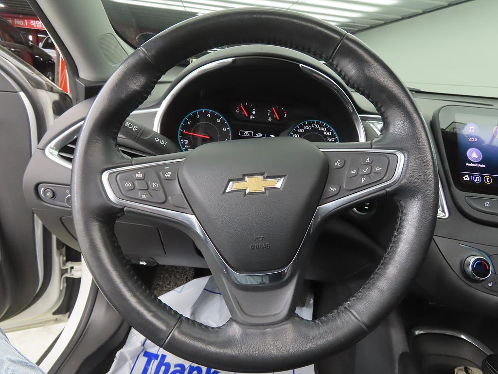 Chevrolet Malibu - Vista 8