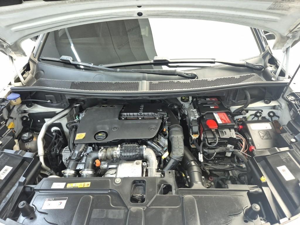 Peugeot 3008 - Vista 5