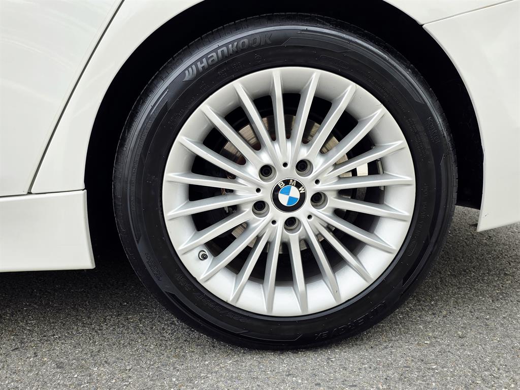 BMW 3 series 2018 Blanco - Importación desde Corea - HF Imports Iquique - Foto 19