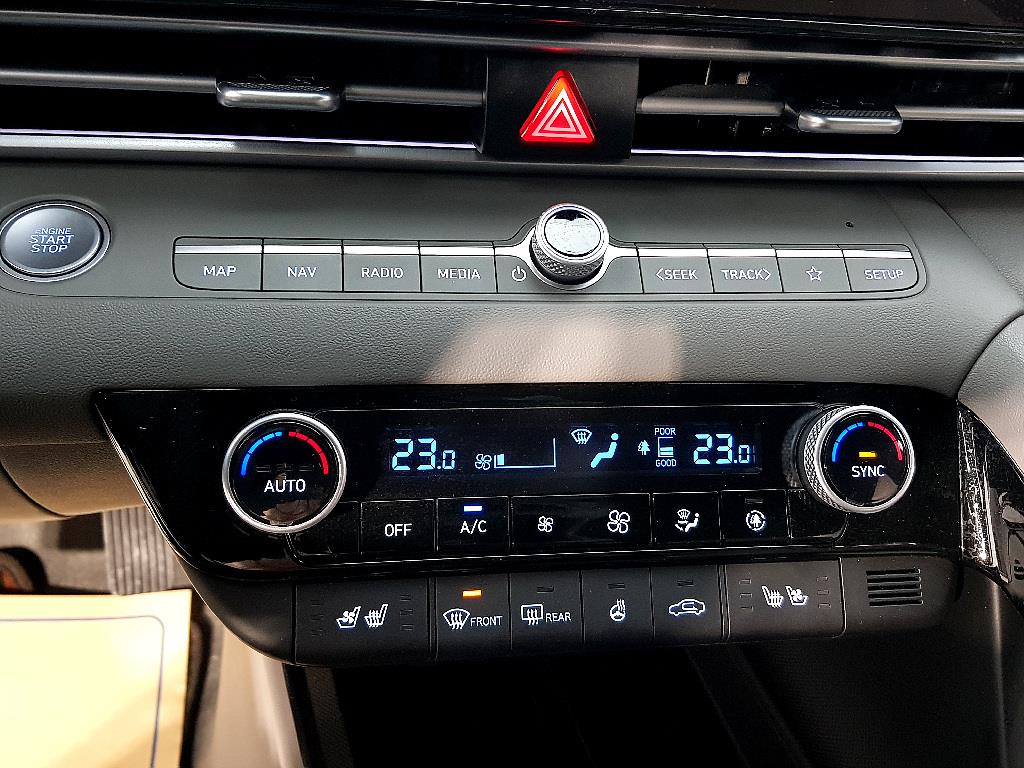 HYUNDAI Avante - Vista 11