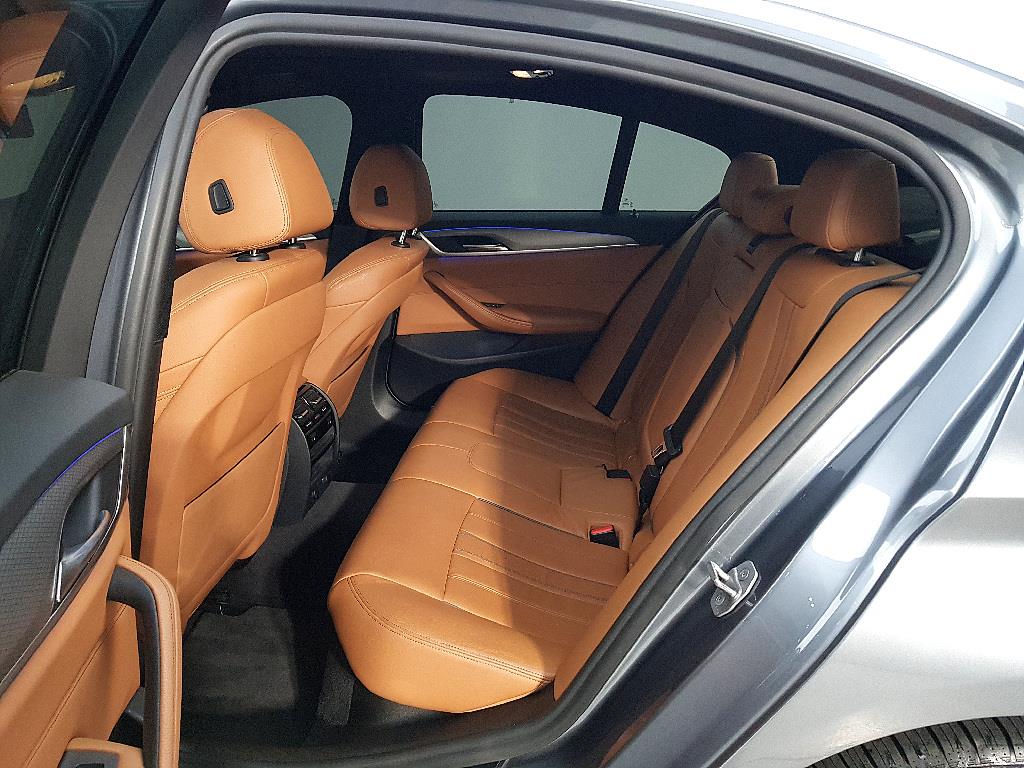 BMW 5 Series - Vista 9
