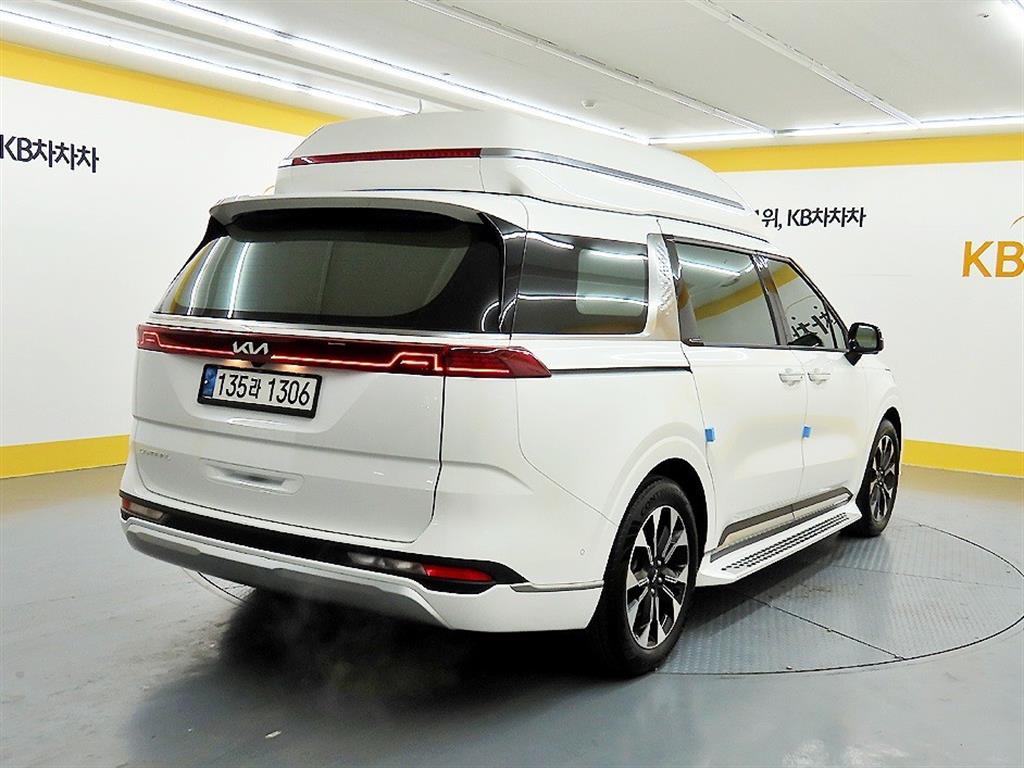 KIA Carnival - Vista 4