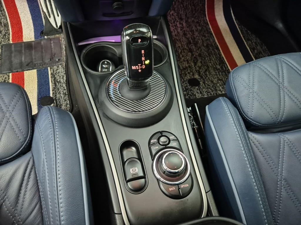 Mini Countryman - Vista 8