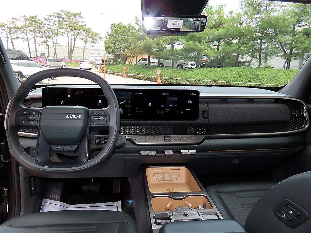 KIA Tasman - Vista 7