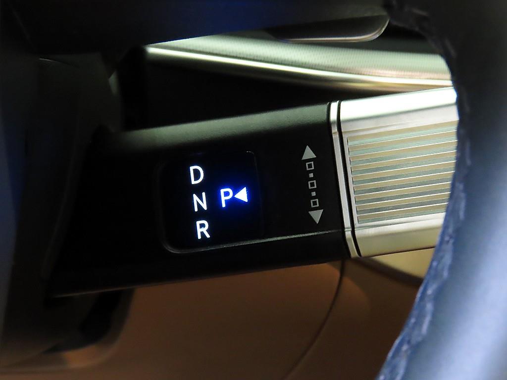 HYUNDAI Grandeur - Vista 12